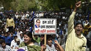मोदी सरकार ने एक तीर से साधे दो निशाने