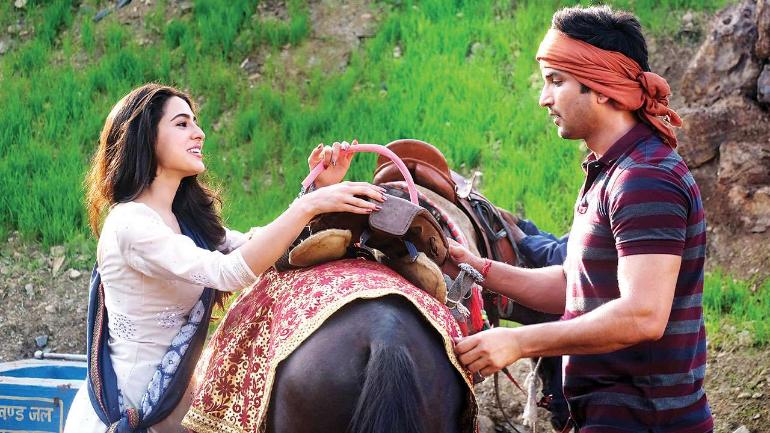 विवादों में फंसी फिल्में