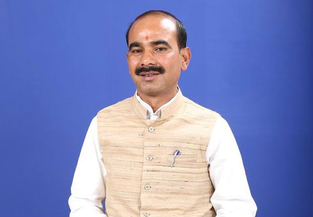 पुराने चेहरों पर भरोसा