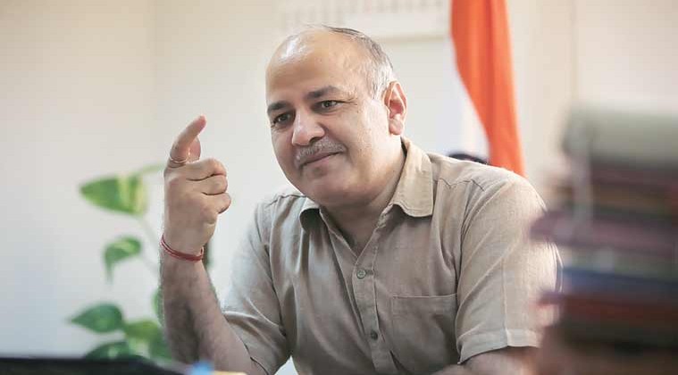 आप का गहराता संकट