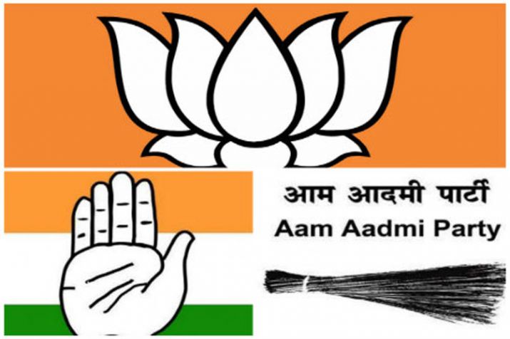 दिल्ली में मुकाबला त्रिकोणीय 