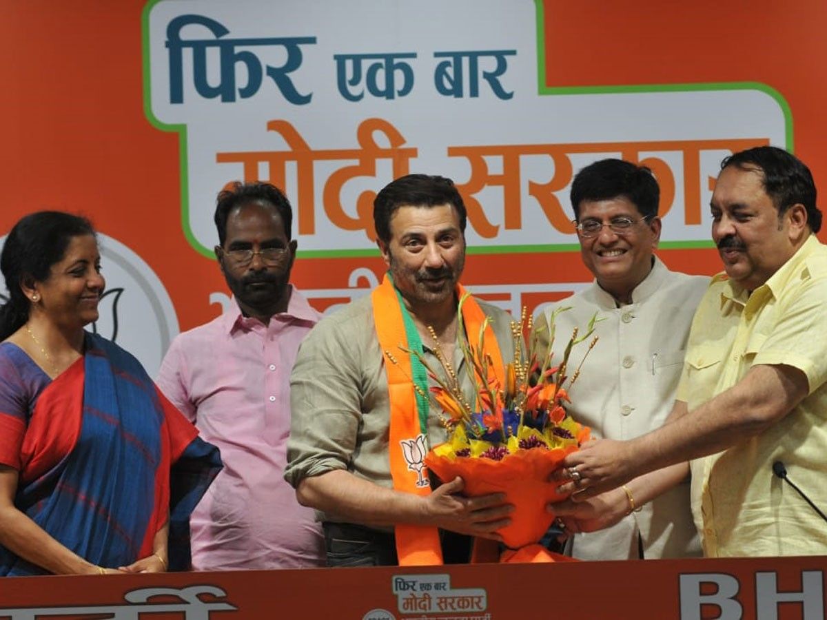 बड़ी हस्तियों की छोटी सियासी पारी