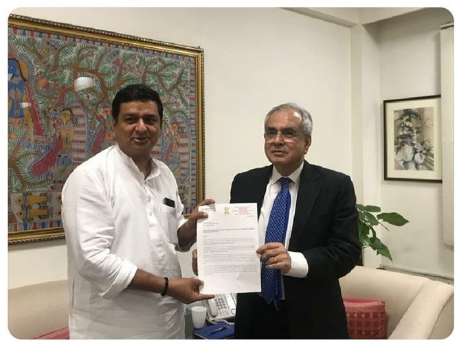 पलायन पर बलूनी की पहल