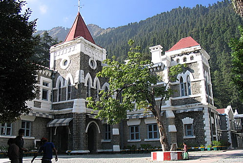 पत्रकार को गोली मारने के मामले में हाईकोर्ट ने पुलिस से मांगा जबाब