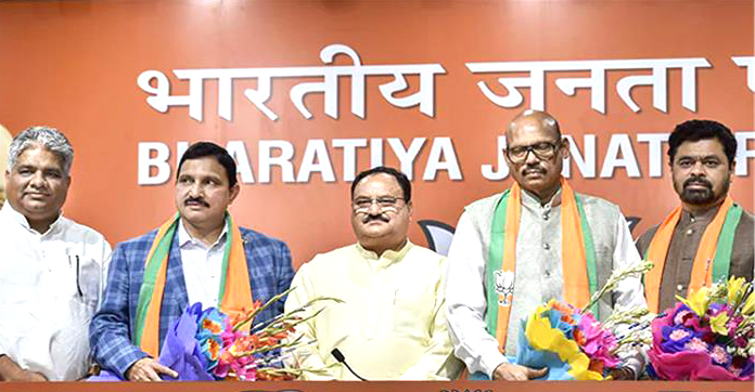 राज्यसभा में भी बहुमत के क़रीब पहुंची बीजेपी