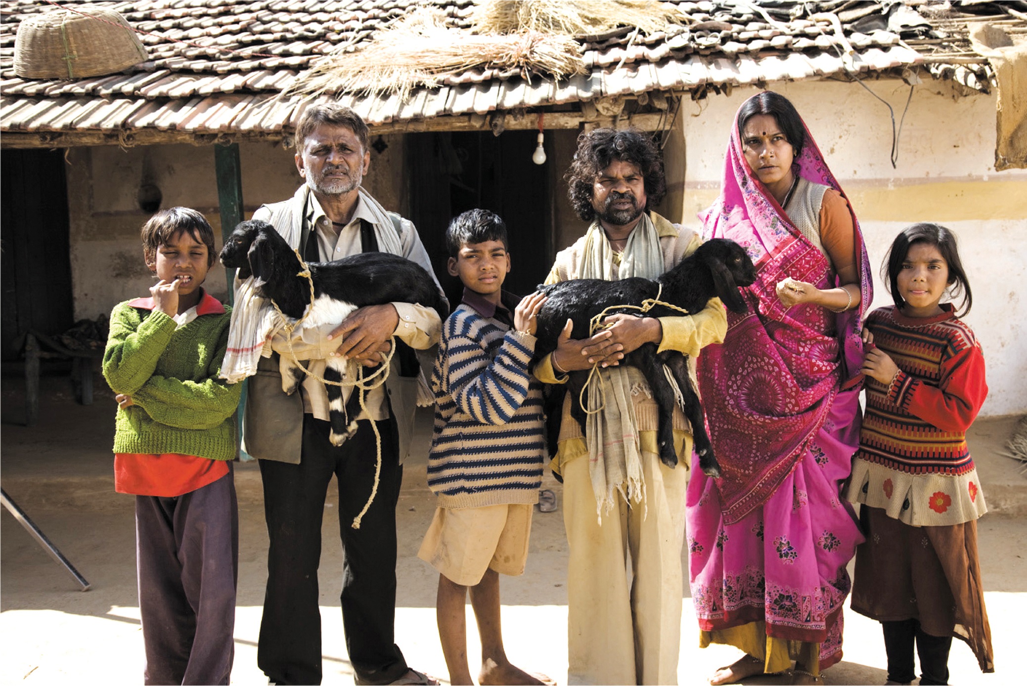 बॉलीवुड में भी बजट का असर