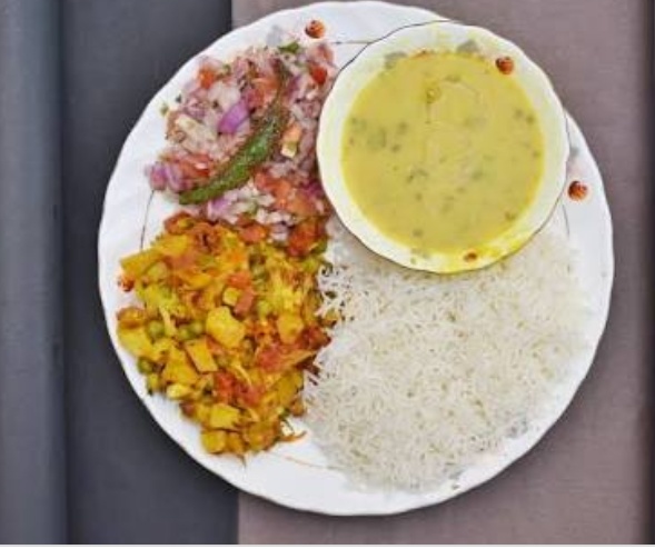 नोएडा में अब एक रुपये में खाना