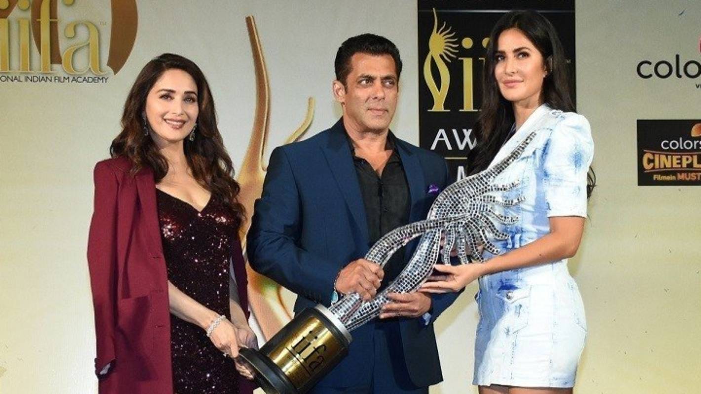 आईफा में अदाकाराओं का जलवा