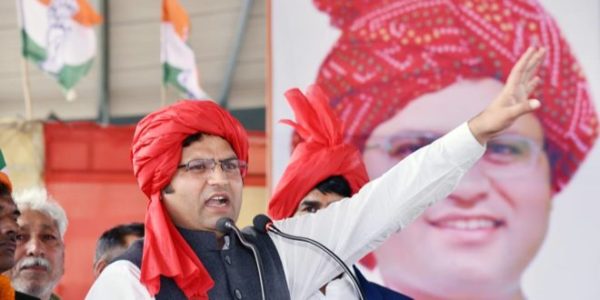 तंवर ने दिखाए तेवर, सोनिया की घेराबंदी कर कहा करोडो में बिक रहे टिकट