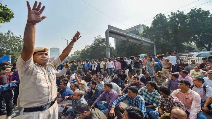 दिल्ली से राजस्थान पहुंची वकील – पुलिस लड़ाई 