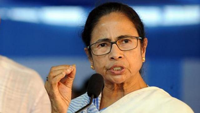 एनआरसी के खिलाफ मैदान में ममता