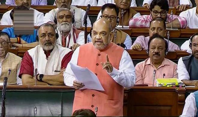 शाह आज पेश करेंगे लोकसभा में नागरिक संशोधन विधेयक, विपक्ष करेगा हंगामा 