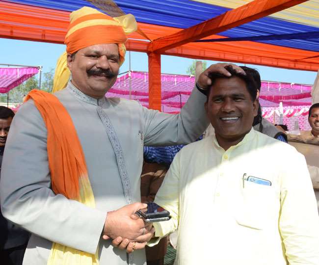 कर्णवाल को 8 माह बाद याद आई चैम्पियन से लडाई !