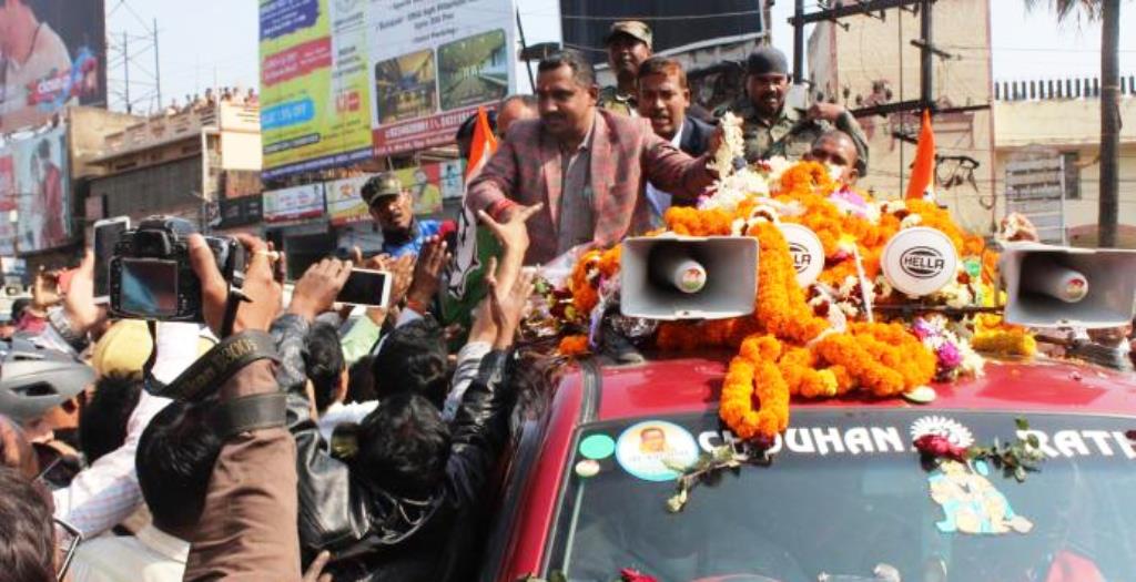 स्वास्थ्य मंत्री के स्वागत के चक्कर में मरीज ने तोड़ा एम्बुलेंस में दम