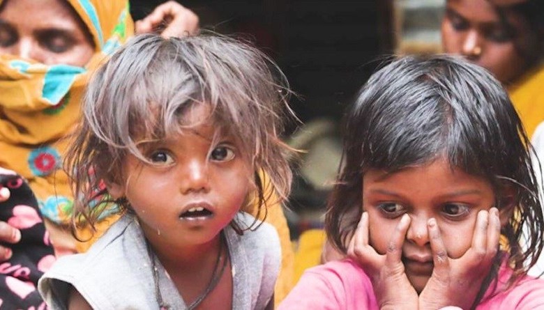 लॉकडाउन से काम छिन गया, मोबाइल बेच परिवार के लिए राशन लाया फिर लगा ली फांसी