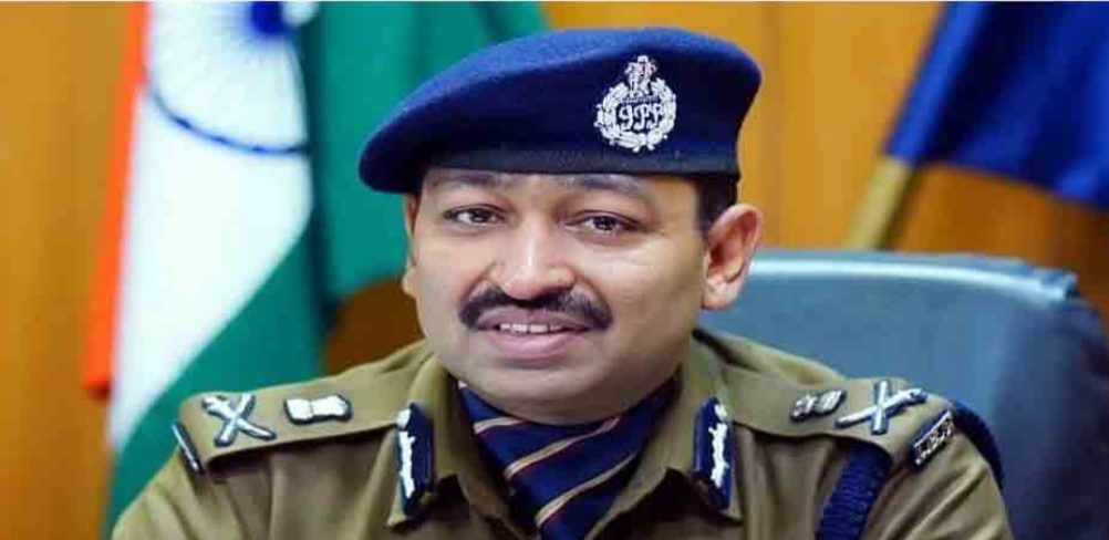 IPS ऑफिसर अशोक कुमार की पहल पर पत्रकार अहसान अंसारी के मुकदमे हुए ट्रांसफर