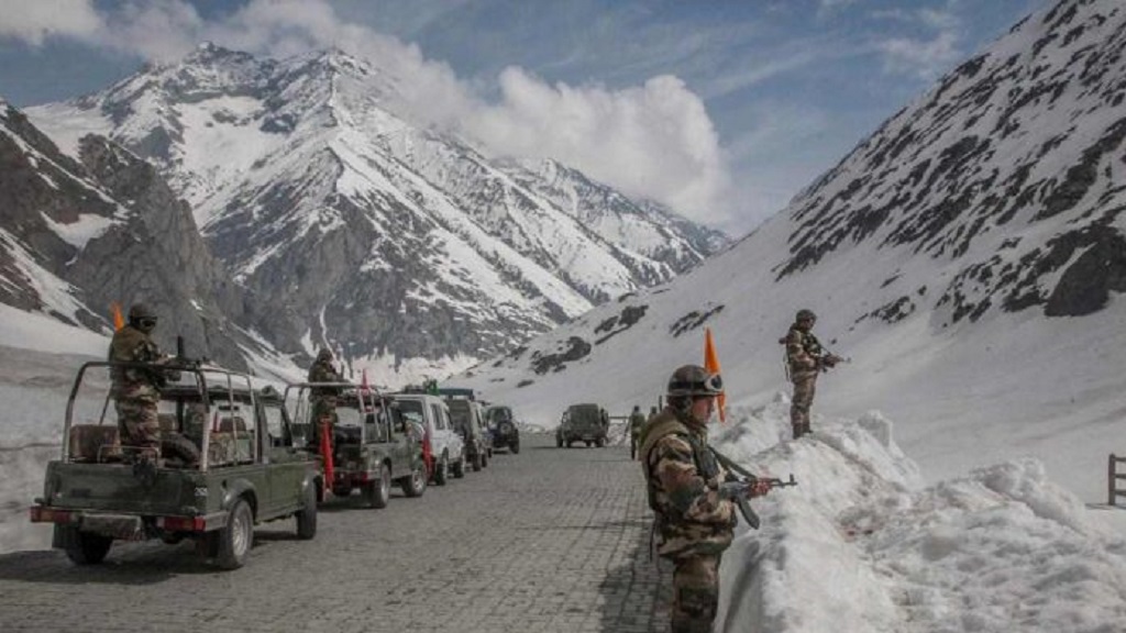 भारतीय और चीनी सेनाओं के बीच कोर कमांडर स्तरीय बैठक चुशूल में शुरू
