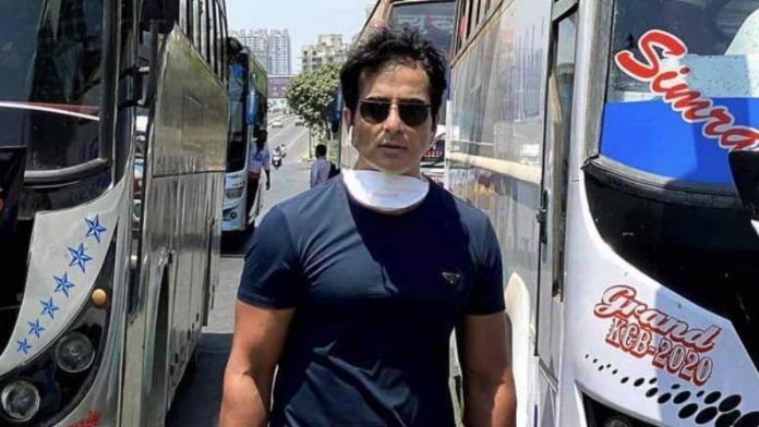 बिहार के चुनाव को लेकर सोनू सूद ने ट्वीट कर कहा, वोट के लिए बटन उँगली से नहीं दिमाग़ से लगाना