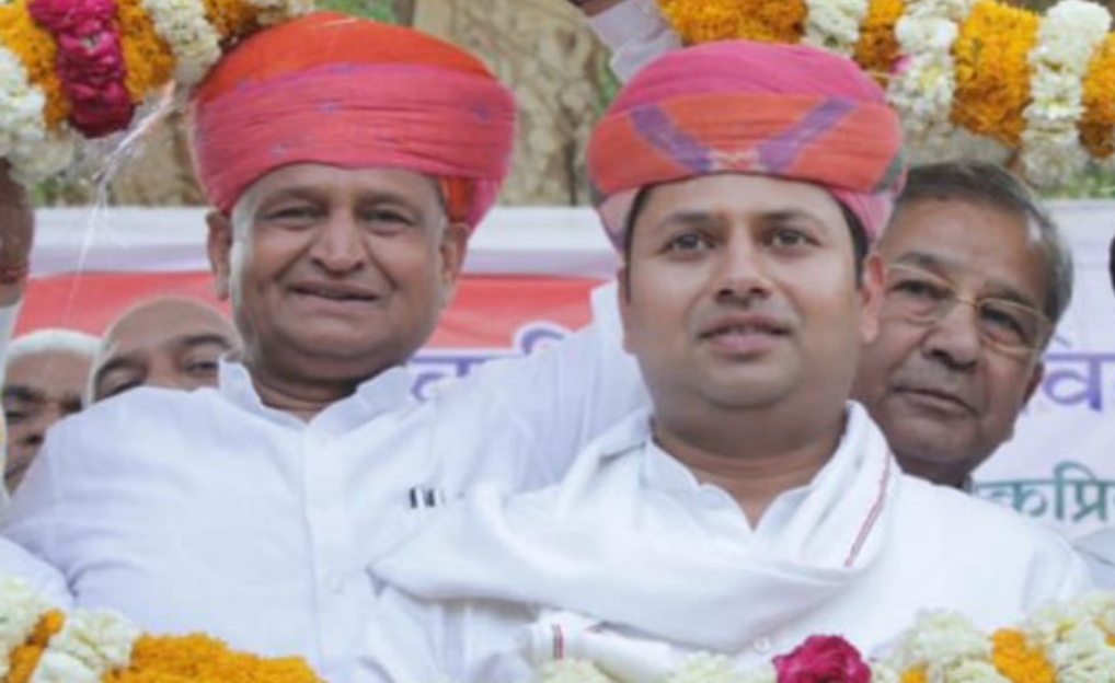 कांग्रेस में वंशवाद ,पुत्र मोह में पायलट को किनारे लगा रहे गहलोत