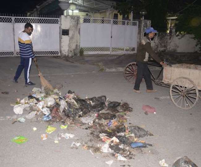 कर्मचारियों को वेतन के लाले मंत्रियों के आवासों पर जमकर खर्चा