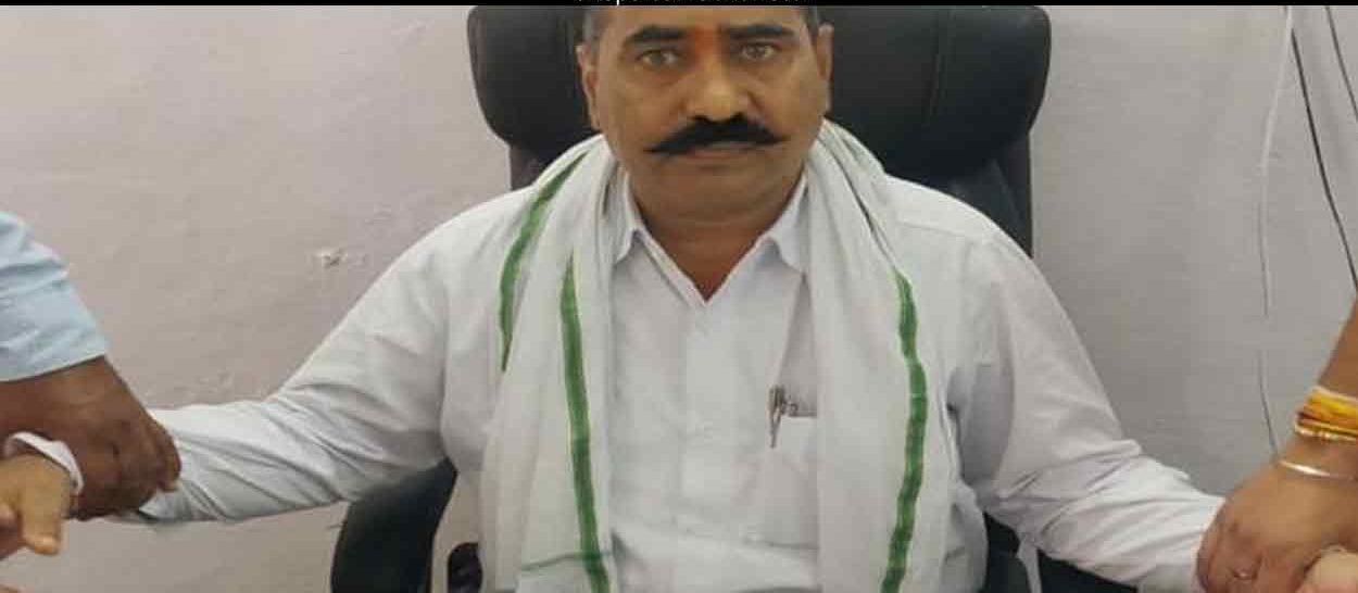 रिश्वत ले रहा था इंजीनियर, रंगे हाथों गिरफ्तार 