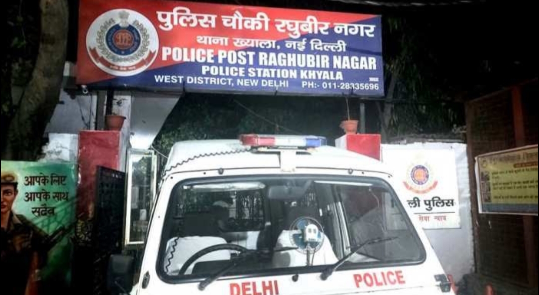 दिल्ली में धारदार हथियार से 2 लोगों की हत्या