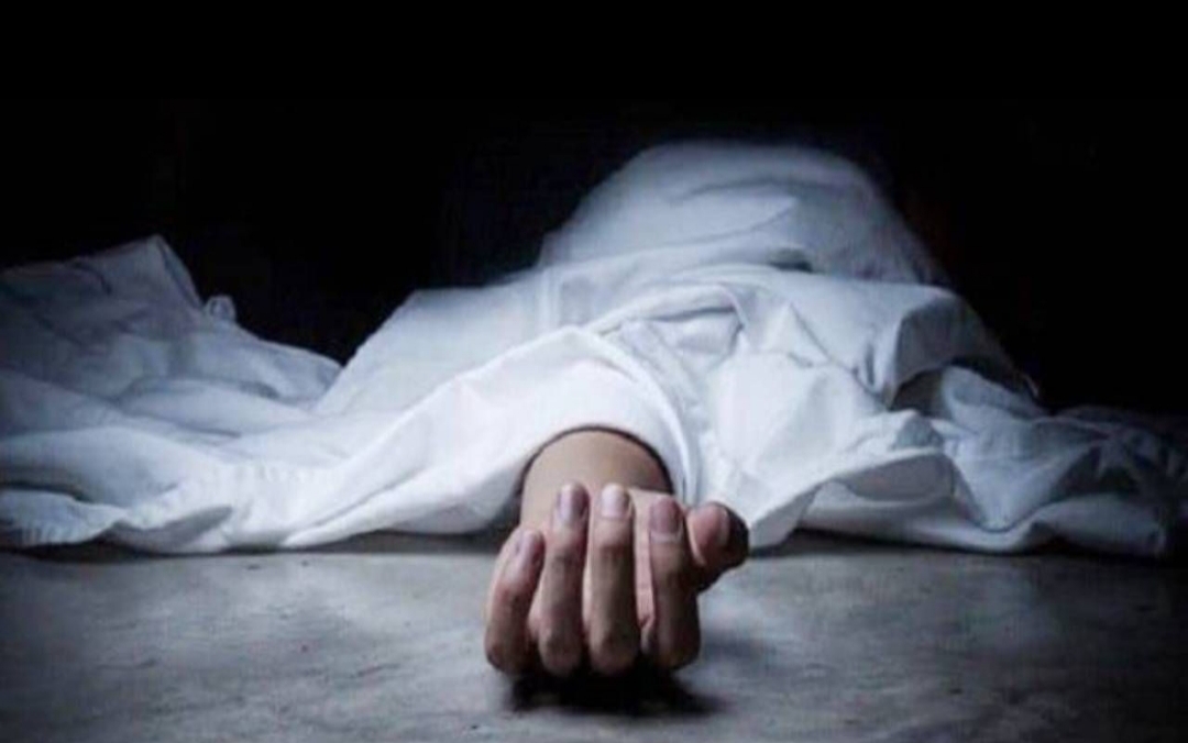 कोरोना काल बना मृत्युकाल, नोएडा में 12 घंटे में 3 ने लगा लिया मौत को गले