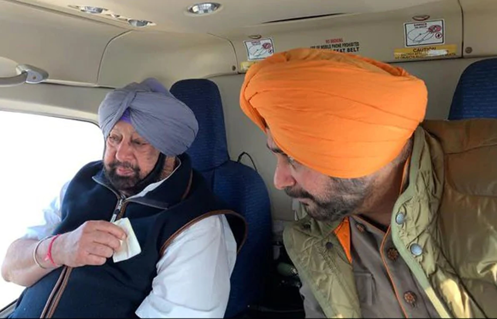गले मिले अमरिंदर-सिद्दू, सुरक्षा मिलेगी प्रमोद कृष्णम को, कद बढ़ा रावत का