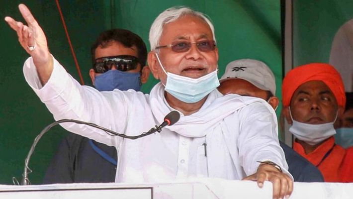 कुछ बड़ा करने की फेर में नीतीश बाबू