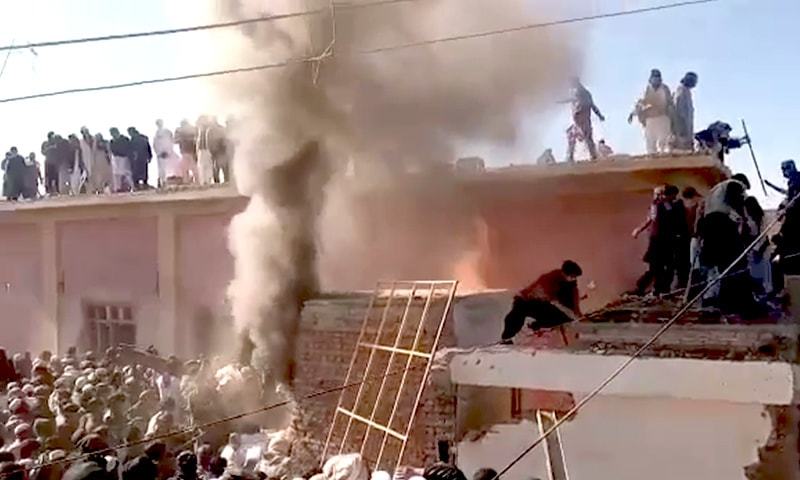 मंदिर में तोड़-फोड़ और आगजनी, सरकारी फंड से बनेगा दोबारा