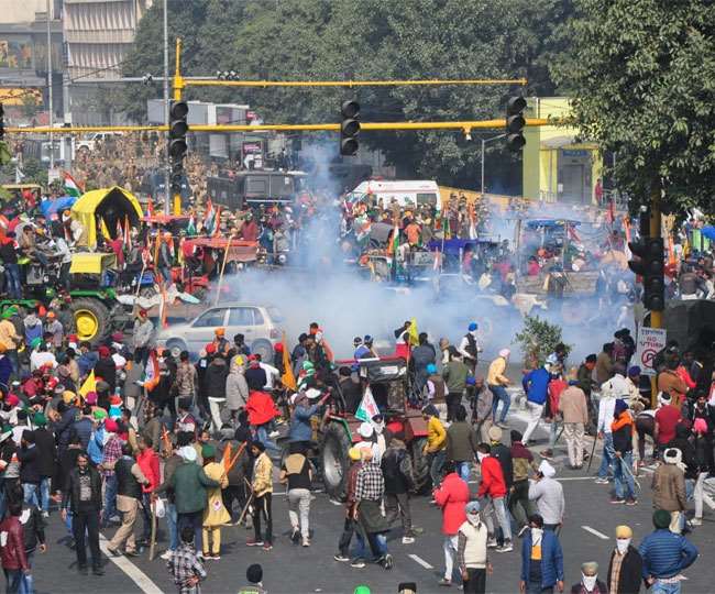 हिंसा के बाद दिल्ली में कई जगहों पर इंटरनेट और मेट्रो सेवाएं बंद