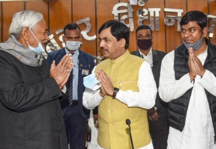 आज बिहार कैबिनेट विस्तार, शाहनवाज और सुशांत सिंह राजपूत के भाई बन सकते हैं मंत्री