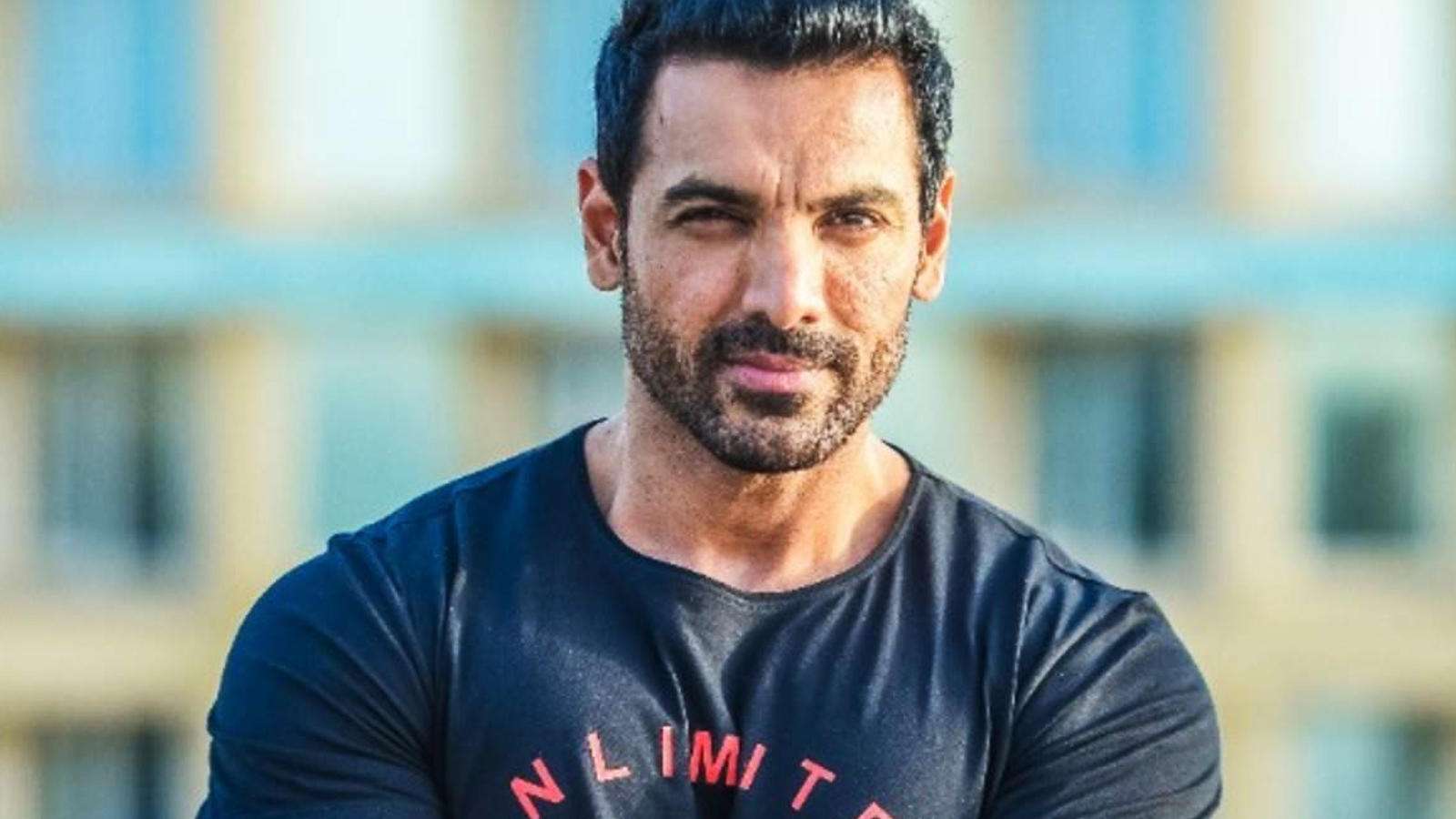 एनसीआर में कर रहे हैं शूटिंग जॉन अब्राहम, फिर करेंगे ‘धूम’ जैसा बाइक स्टंट