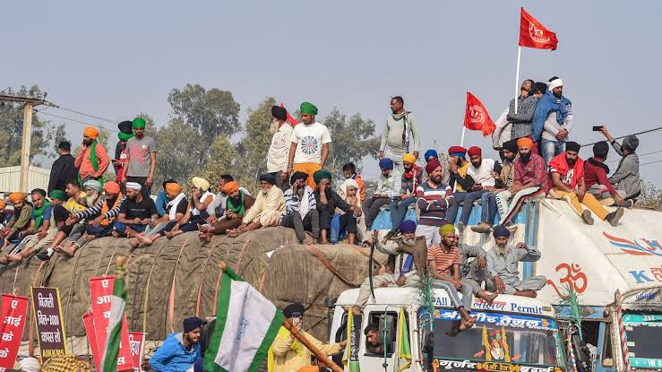 किसानों का आज चक्का जाम, पूर्व नौकरशाहों ने पत्र लिखकर भारत सरकार को फिर चेताया
