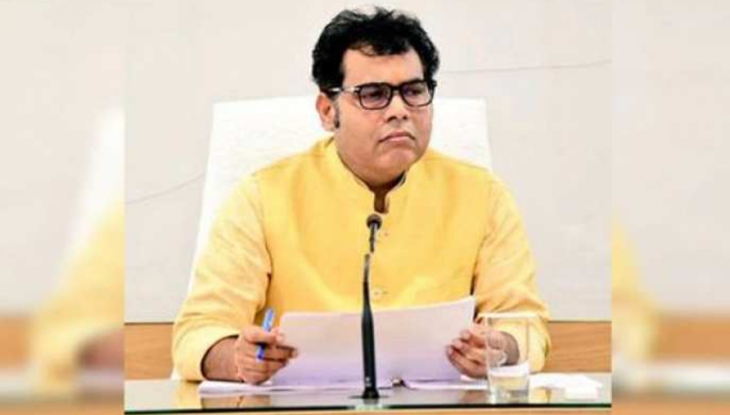 संवेदनहीन सरकार: मंत्री करते रहे समीक्षा, महिला ने इलाज के इंतजार में तोड़ा दम