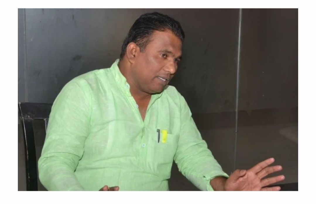 उत्तराखंड में BJP विधायक को ग्रामीणों ने दौडाया, कहा डंडो से पीटेंगे, मामला दर्ज