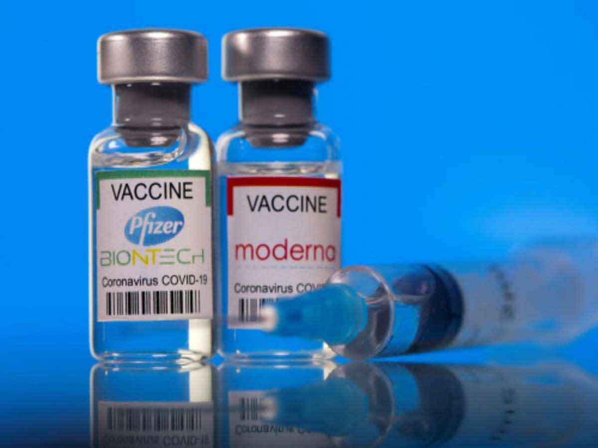 Pfizer, Moderna के ऑर्डर फुल; अनिश्चितकालीन प्रतीक्षा सूची में भारत
