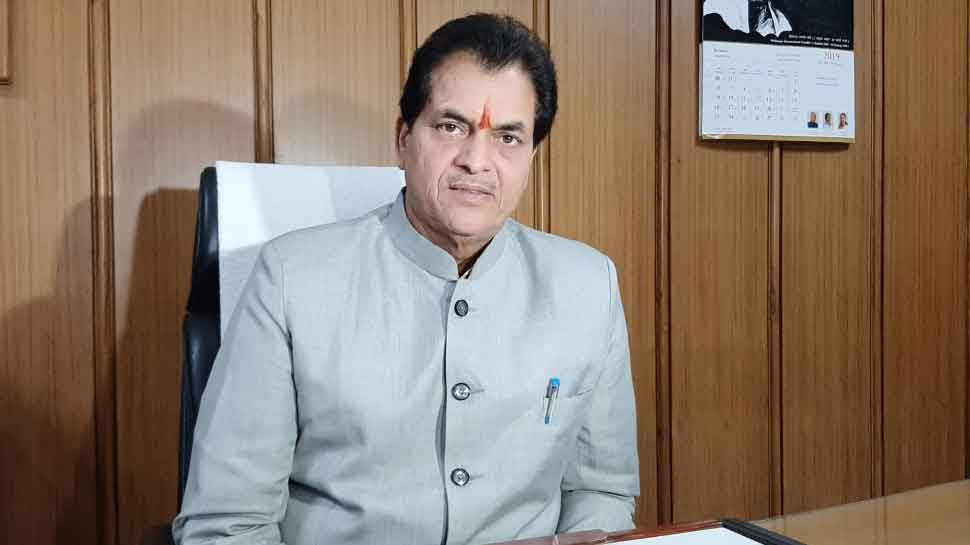 प्रेमचंद अग्रवाल की बढ़ी मुश्किलें