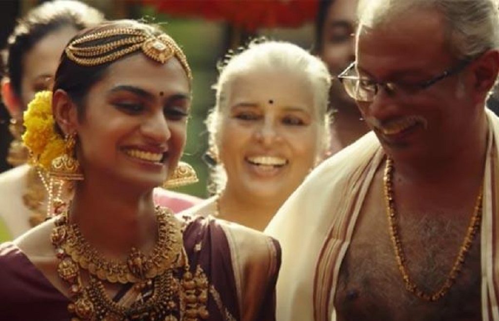 जानिए चर्चा में क्यों है ‘Bhima Jewellers’ का विज्ञापन ? 