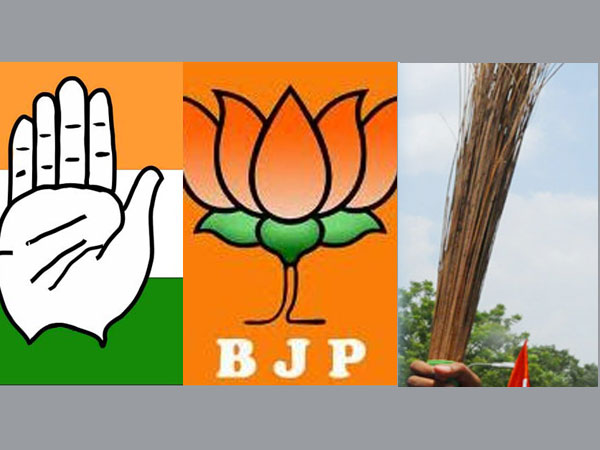पंजे-फूल के साथ झाडू भी मैदान में