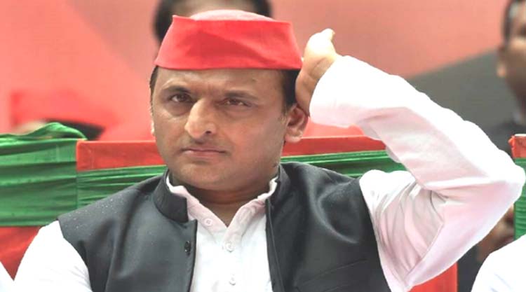 भाजपा वाली गलती दोहराते अखिलेश  