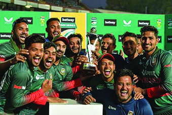 बांग्लादेश ने रचा इतिहास