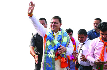प्रचंड जीत की तरफ बढ़ते धामी