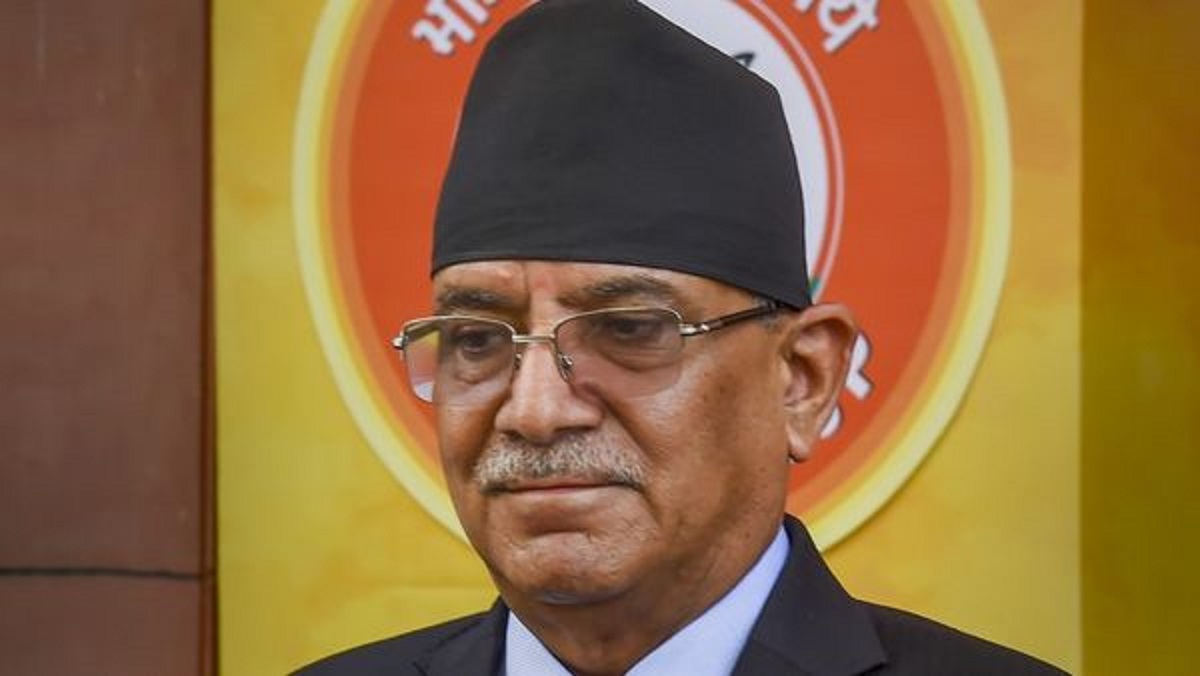 खतरे में प्रचंड का ताज