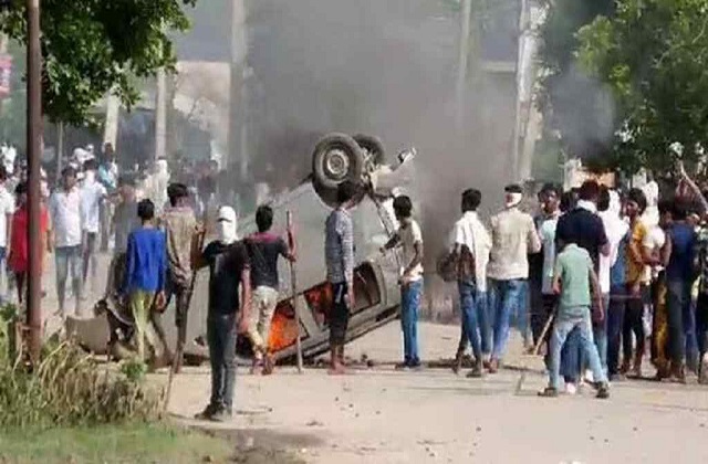 नूंह हिंसा की चपेट में शाही मस्जिद