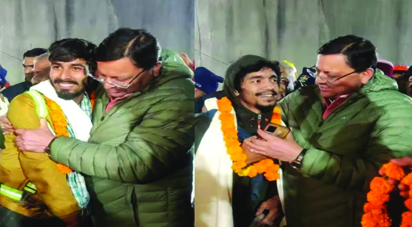 सिलक्यारा टनल : आखिरकार जिंदगी की जंग जीतकर बाहर आये मजदूर