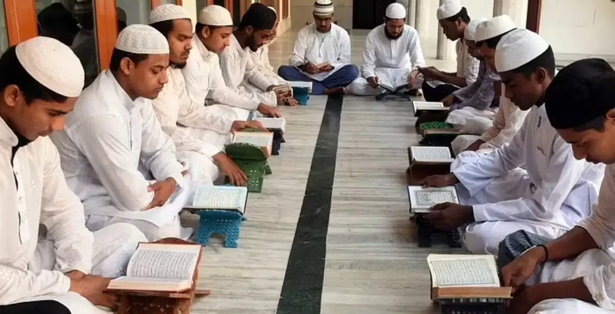असम सरकार द्वारा 1281 मदरसों को दी गयी सामान्य स्कूलों की मान्यता