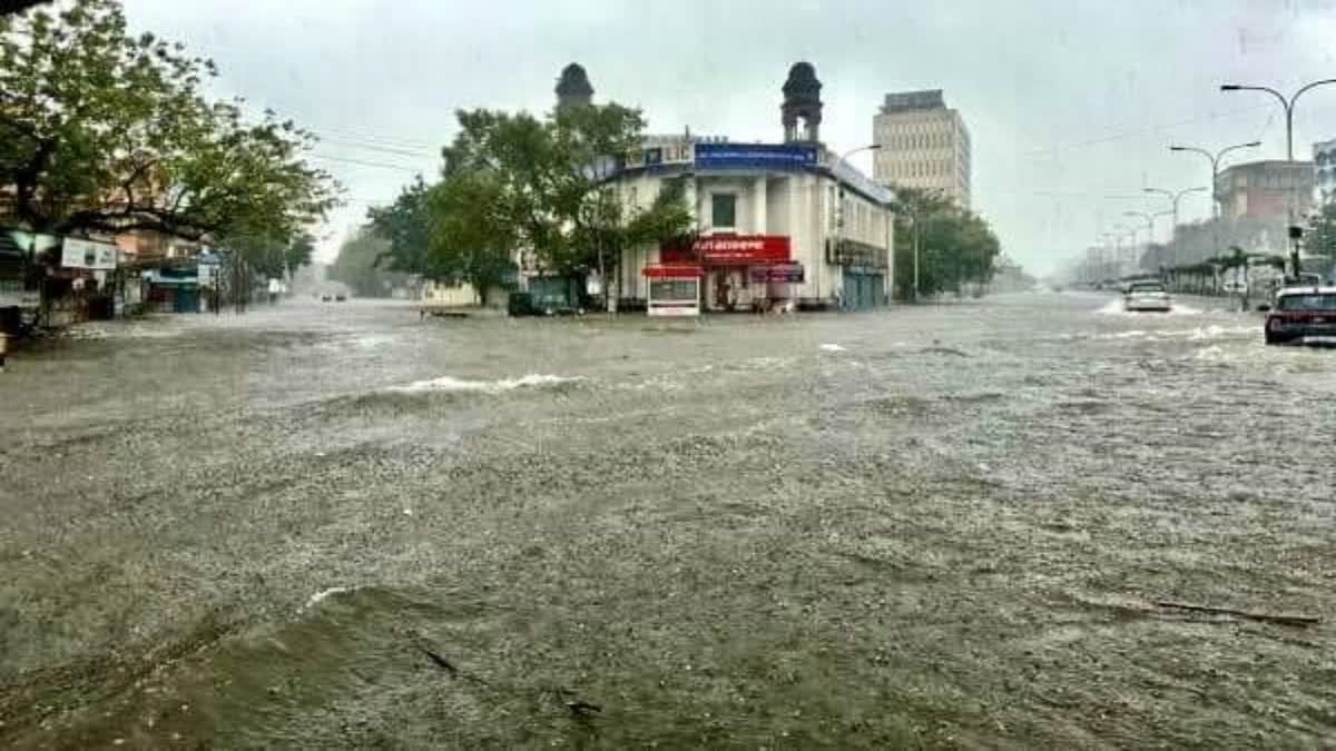 दक्षिण भारत में मंडराया मिचौंग का कहर