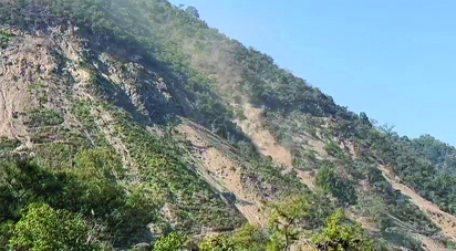 नयार पर प्रहार