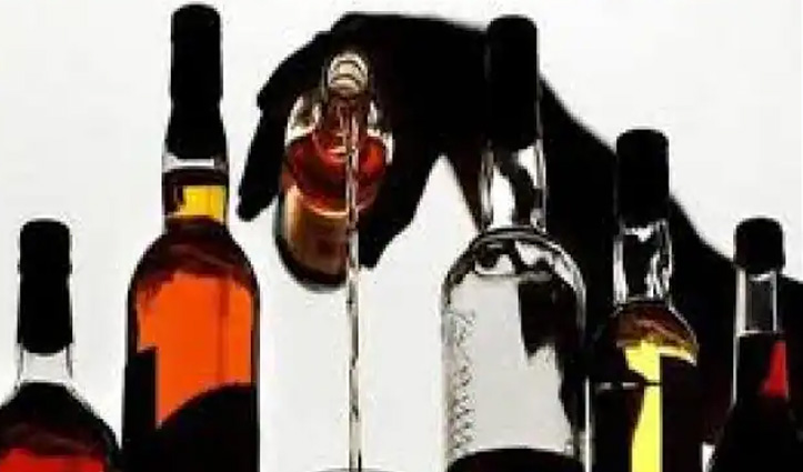 सऊदी में शराब की पहली दुकान